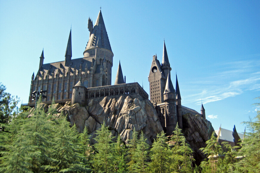 Открыли крупнейший в мире парк, посвящённый Гарри Поттеру